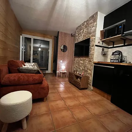 Apartman Cosy Avec Jardin *